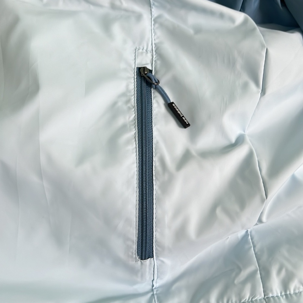 New Balance Light Jacket - Picture 8 of 11